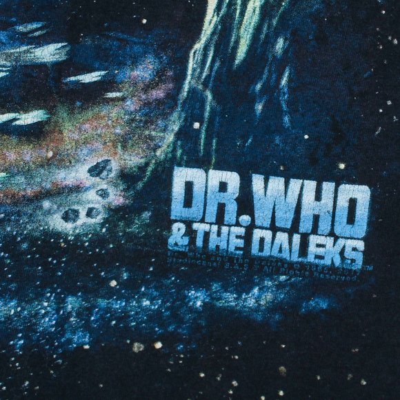 Dr. Who & The Daleks Police Box T-Shirt - Picture 4 of 6